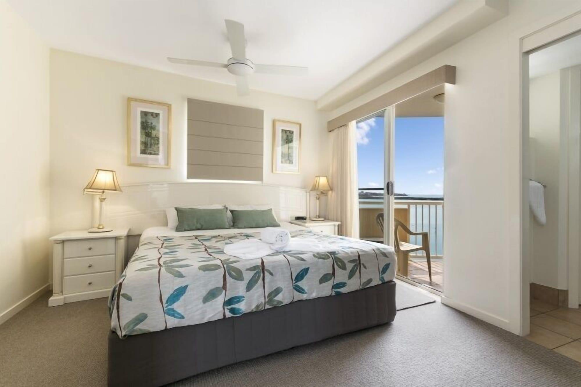 Riviere On Golden Beach Caloundra Eksteriør billede