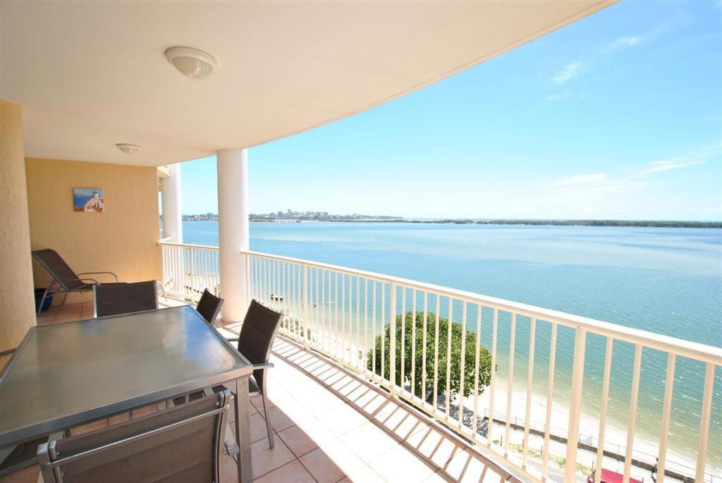 Riviere On Golden Beach Caloundra Eksteriør billede